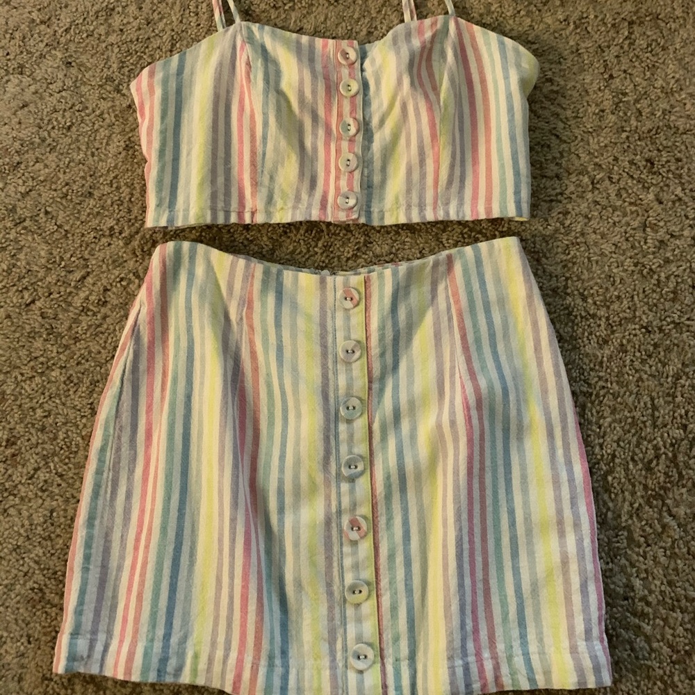 Forever 21 Set - Picture 2 of 5